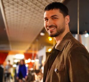 Emre Dinler Instagram - 😊