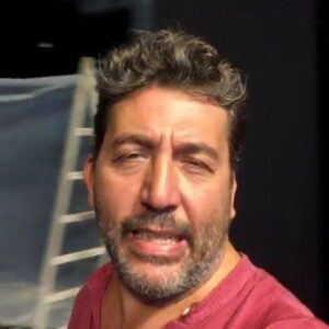 Emre Kınay Instagram - 21 ve 22 EYLÜL HAŞİM İŞCAN KULTUR MERKEZİ
SAAT 20.00