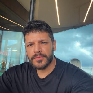 Emre Kıvılcım Instagram - 👊🏼👊🏼