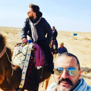 Emre Tetikel Instagram - İyi partner, dost, kardeş ve ekip ... #iran #kaşan #isfahan #tebriz #şiraz #tahran #belgesel #show #realtyshow #tv #cinema #film #irantravel #irani #advantures #memories #photooftheday #beautiful #actor #actress #artist #art #filmmaking #cute #smile #camera #movie #photography #video #iranian
