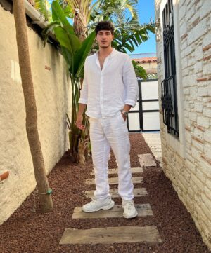 Enes Koçak Instagram - All white