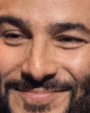 Ennis Esmer Instagram - Tune in to the season finale of #RoastBattleCanada tonight at 1030pm to see the many faces of a host just trying to come to terms with what happens on that stage when @huntercomedy battles @courtneyjgilmour. 

Full season marathon begins at 7pm for all of you truly sick people out there.