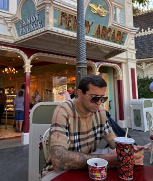 Enriko Gogokhia Instagram - A wonderful day at Disneyland