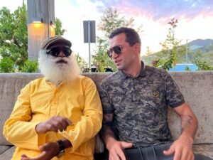 Enriko Gogokhia Instagram - With a great sage, asking my advice 😅  @sadhguru