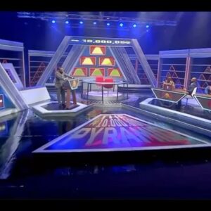Enyinna Nwigwe Instagram - Many thanks to our celebrities @trikytee and @baajadebule for coming on the @pyramidgameshowng ⛰️

Now to the question of the day, who’s smile steeze & composure you feeling?

.
.
.
.
.
.
.
.
.
.

Here are the viewing times for the #pyramidgameshownigeria 

Saturdays: AM Showcase | 6:30 pm WAT
Saturdays: AM Family | 7:00 pm WAT

Tuesdays: AM Showcase | 11:30 am WAT
Wednesday : AM Family | 2:00 pm WAT

Repost @pyramidgameshowng