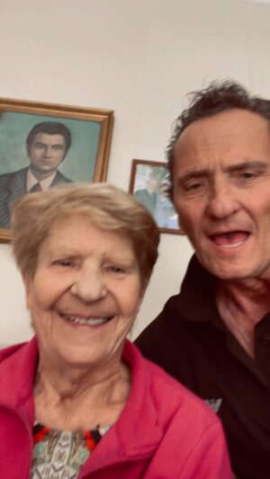 Enzo Salvi Instagram - GRAZIE  A TUTTI DI VERO CUORE ❤️VVB