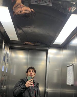 Erdem Kaynarca Instagram - Aylardır post atmamışım postu.