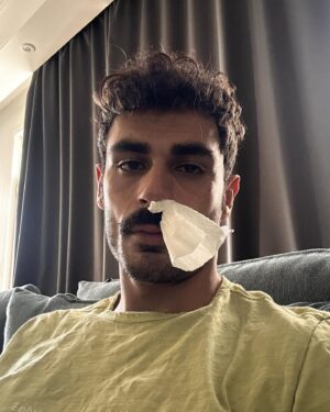 Erdem Kaynarca Instagram - Aylardır post atmamışım postu.