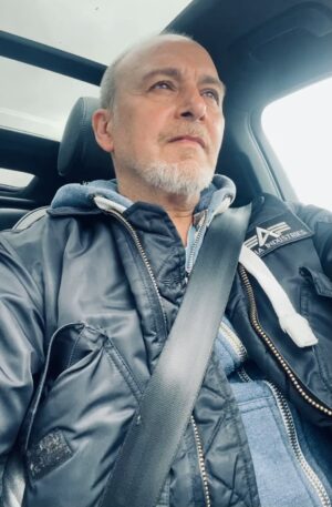 Erdoğan Atalay Instagram - Grüße……😎