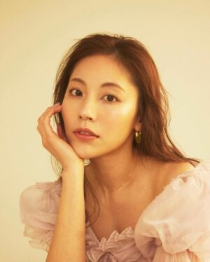 Erena Mizusawa Instagram - 皆様にご報告があります。

私、水沢エレナは、インセントに所属することとなりました。

女優業に加え、今後はファッションやバラエティなど、幅広く新しいことにも挑戦していき、ありのままの私を表現していけたらと思っております。

熱意と創造力を持って、誠実に活動に取り組んで参りますので、今後とも変わらぬ応援のほど、よろしくお願い致します。

水沢エレナ