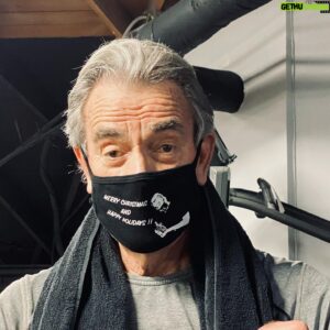 Eric Braeden Instagram - Get your holiday masks while they last! Link in my bio! 😷🎄
