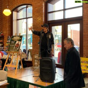 Eric Braeden Instagram - Great turnout at the book signing this weekend! 🤠 I thank everyone who made this weekend possible.