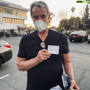 Eric Braeden Instagram - I got mine, try to get yours! 💉😷