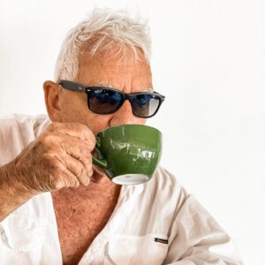 Eric Burdon Instagram - I love the smell of coffee in the morning!!! #coffee #serifosisland #greece #goodmorning