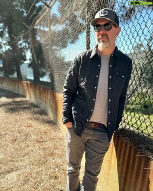 Eric Lange Instagram - Huge thank you to @criquetshirts for gifting me this incredible “shacket.” Is it a shirt? Is it a jacket? It’s the perfect combo. Keeps you toasty when it’s cold and not too hot any other time. And it’s got style, fits trim, not like some boxy tent. Can’t recommend it enough! Off to check out the rest of their lineup! 🙏🏻🙌🏻🫶🏻👏🏻 #CriquetShirts #shacket