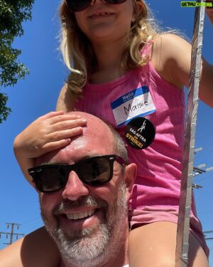 Eric Lange Instagram - It’s Bring Your Daughter To Picket Day! At least it was for us. And it was topped off by a glorious surprise from @sspu! #SAGAFTRAstrike SAGAFTRAstrong