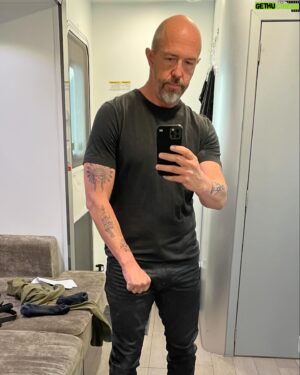 Eric Lange Instagram - Enjoying SUGAR on @appletv ? Here’s some Stallings style tips. #StallingsStyle #Sugar