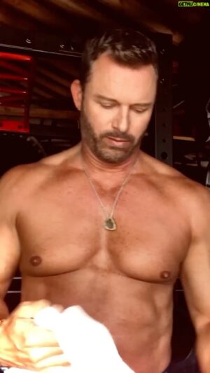 Eric Martsolf Instagram - Ok.  Here’s the chance to win $25,000 in prizes just be helping kids! Go to christmasisnotcancelled.com to learn more

@Ericmartsolf
@inlikebillyflynn
@brantdaugherty
@paultelfer
@shawnchristian
@mike_manning_
@ggering
@mrchristophersean
@lamonarchey