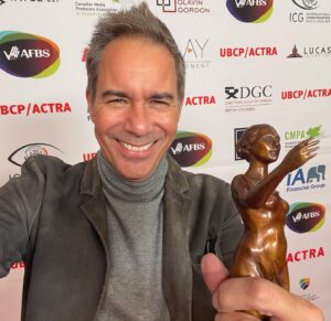 Eric McCormack Instagram - Thanks to all my Vancouver pals for the #UBCP/ACTRA Award last night! And I hope everybody will get to see #Drinkwater soon! 🇨🇦🍻