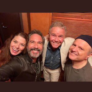 Eric McCormack Instagram - An amazing afternoon with @spencergarrett1 seeing my dearest @therealdebramessing and @enricocolantoni_really (and a stellar cast) in #BirthdayCandles on Broadway. You guys, just a beautiful job. ❤️🎂 see this show if you can, folks!