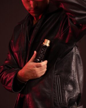 Eric Saade Instagram - This week is all about love and @BOSS The Scent Elexir gets me in the mood. A mix of red hot pimentos and sandalwood creates a perfect scent for an evening filled with love. #bossthescent #BeYourOwnBoss @kicks.se