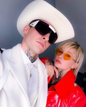 Eric Stehfest Instagram - Mama und Papa haben heute Hochzeitstag. Und wisst ihr was? Wir haben nach 7 Jahren immer noch nicht verlernt wie man für einen Moment das Mama und Papa sein ablegt und einfach wild ist. Sachsen Trance Lover!!! SOULDIERS OF LOVE!!!! Edith und Eric!!! Alles und Nichts. @edithstehfest