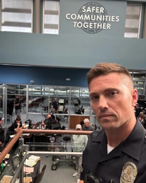 Eric Winter Instagram - Met up with one of @therookieabc favorites @brenthuff11 in the office break room of course. Come on Smitty! Also some BTS of the best crew in the business. #season7 #bradford #smitty #letsroll