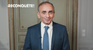 Éric Zemmour Instagram - Chez Reconquête, nous avons le courage de la vérité.

Vous verrez bientôt à la télévision notre vidéo de campagne officielle. Regardez-la dès maintenant sur YouTube : https://youtu.be/FsJeCpb7Vkw?feature=shared (Lien en story)

#LeCourageDeLaVérité