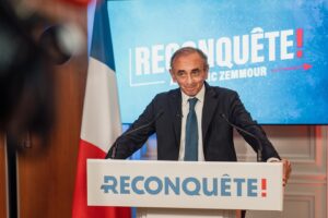 Éric Zemmour Instagram - Réjouissons-nous du chemin parcouru pour la France et de la part que nous y avons prise. Je suis heureux de ce réveil français. J’espère que vous l’êtes aussi !

#legislatives2024