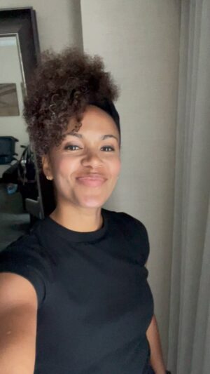 Erica Luttrell Instagram - #sacanime #apexlegends @sacanimeofficial