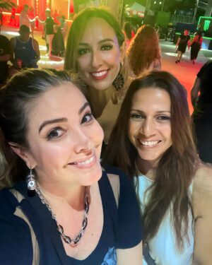 Érica Saraiva Instagram - Todo mundo foi! As amigas mais loucas! 🤣

📌 Festival de Verão Salvador - show de @ivetesangalo, o FENÔMENO do showbiz brasileiro. ❤️‍🔥