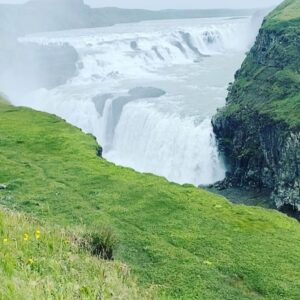 Erica Shaffer Instagram - Thank you, Iceland, for an amazing week with my favorite girl ❤️🇮🇸 such a beautiful and enchanting place.✨#icelandtravel #iceland #icelandnature #icelandpunkrockmuseum #thesugarcubes ❤️