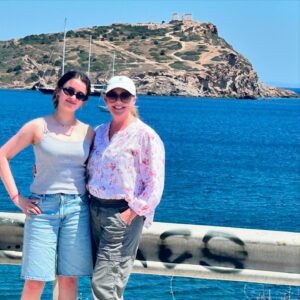 Erica Shaffer Instagram - So incredible to see The Temple of Poseidon in person! Wow! The #ageansea is truly unbelievably gorgeous 🇬🇷 🌊 ☀️#motherdaughtertrip2024❤️