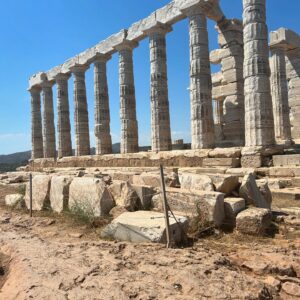Erica Shaffer Instagram - So incredible to see The Temple of Poseidon in person! Wow! The #ageansea is truly unbelievably gorgeous 🇬🇷 🌊 ☀️#motherdaughtertrip2024❤️