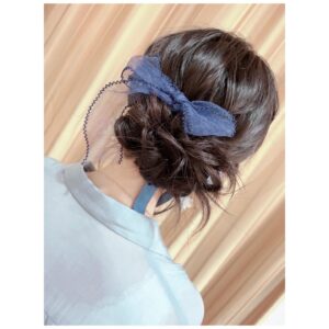 Erii Yamazaki Instagram - ㅤㅤㅤㅤㅤㅤㅤㅤㅤㅤㅤㅤㅤㅤㅤㅤㅤㅤㅤㅤㅤㅤㅤㅤㅤㅤㅤㅤㅤㅤㅤㅤㅤㅤㅤㅤㅤㅤㅤㅤㅤㅤㅤㅤㅤㅤㅤㅤㅤㅤㅤㅤ
珍しくスタイリッシュな衣装🕺

なのですが、

こっそり髪に
リボンをつけていただいております🎀

いつもおしゃれにしてくれる
メイクさんありがとう〜☺️💞

あとカッコいいポーズが思い浮かばなくて
ピース率高めです。笑

#デニム
#カチモリ
#Letstakeawalk
#山崎エリイ
#Erii