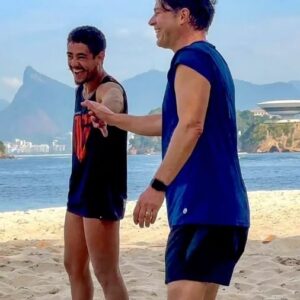 Erik Marmo Instagram - #flashback practicing and playing #futevolei in Brazil a month ago. // Aquele futevoleizinho com o senhor Vini na praia de Icaraí em Niterói. 💪💪 ⚽️