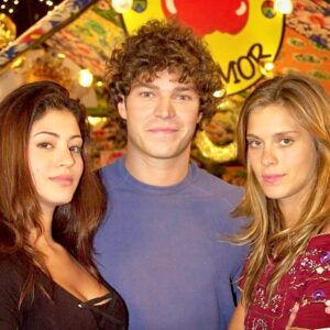 Erik Marmo Instagram - Mas é claro que o sol… xurai, curai… Quem aí tá pronto pra reviver a experiência de assistir Mulheres Apaixonadas?? Começou hoje e a partir de amanhã tem Cláudio na telinha da @tvglobo 😍 Vale a pena ver de novo! Essa vale!!! // The huge hit “Mulheres Apaixonadas” is on air one more time in Brazil. 💕