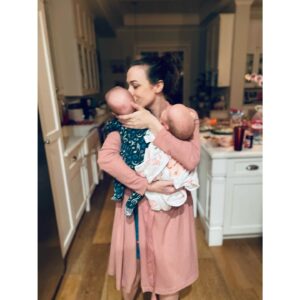Erik Stocklin Instagram - #1 mama of the world 🏆 We loveyouuuuuu 👑