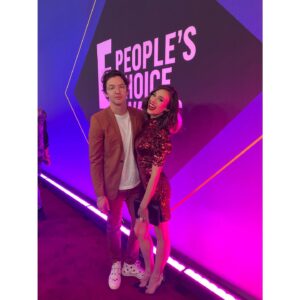 Erik Stocklin Instagram - My wife just lost an award to Kevin Hart on live television. Also she is very pretty.