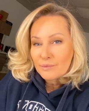 Erika Barkolová Instagram - @tvjoj