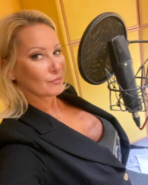 Erika Barkolová Instagram - Nieco sa chysta :)