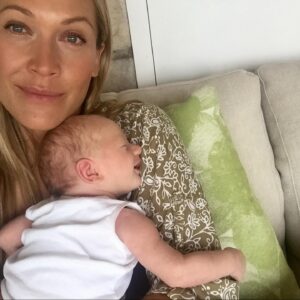 Erika Heynatz Instagram - Motherhood has been an unexpected ultimate joy. What a gift to grow alongside such a heavenly being, and have the best Mum in the biz to share it all with as well. Counting all the blessings.