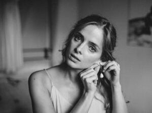 Erika Kaar Instagram - I’m posting this photo because my sister likes it a lot- maybe you will too 👻
📸: @andrzejewskipawel