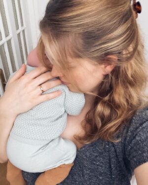Erika Kaar Instagram - Mój Mundek 🤍 
#momlifeisthebestlife