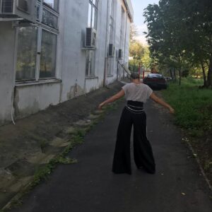 Erika Stárková Instagram - Absolutní láska s @leedastore 

Foto: @who.is.albert.cerny