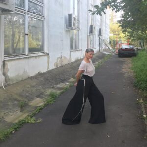 Erika Stárková Instagram - Absolutní láska s @leedastore 

Foto: @who.is.albert.cerny