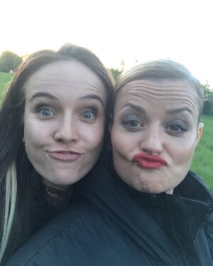 Erika Stárková Instagram - Děkuji Živote… byla to jízda!!! 

  Film @frantamimozemstan brzy ve Vašich kinech …