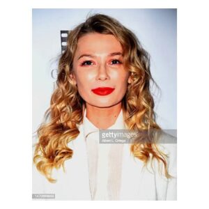 Erika Stasiuleviciute Instagram - I just want to thank my friends who came to support me and @richard.dee.roberts and @wendymorganactor Thursday night at our movie premiere. You guys are everything and I was blown away with how many of you showed up on our special night. 
I want to thank GSFF for this amazing opportunity to screen at iconic @chinesetheatres . That was one of the most memorable nights of my life in Hollywood and I’m so grateful to have so many amazing friends who make my world a brighter and happier place! Thank you ♥️
📷: @albertlortega