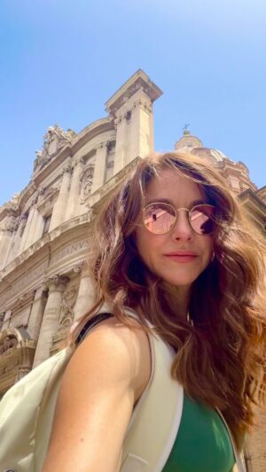Erin Karpluk Instagram - #day1 #rome #italy 🇮🇹🇮🇹🇮🇹

#italytravel #bucketlist #ancient #history #summer #getoutside #europe #vacation