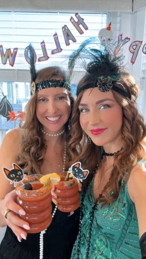 Erin Karpluk Instagram - BLOODY MARY MOCKTAIL 🫒 🍸 🧛🏻‍♀️

This mocktail is scary good! A spooky twist on a classic with zero hangover. We are using Cesar mix because we are Canucks!

You’ll need:

Walters Craft Cesar Mix (zero MSG, pre made - healthy & easy!)
Rimmer (we like Tajin)
Black olives (optional)
Pimento’s (optional)
Pickled asparagus (optional)
Ice

1. Rim your glass by swiping lemon juice round the edge then dip in Tajin.
2. Fill glass with 2/3 ice.
3. Shake and pour in Walter’s mix.
4. Gandolf with extra spice if you like 🧙‍♂️.
5. Add a squirt of lemon and or lime, stir well and crack pepper on top.
6. Add spooky accoutrements - we are using black olives stuffed with orange pimentos to make evil eye skewers on a black cat & a spear of pickled asparagus. Enjoy!

#soberliving #mocktails #erinkarpluk #Halloween